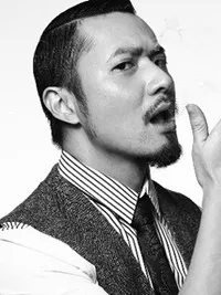 영화배우인 류탁정의 대표 이미지