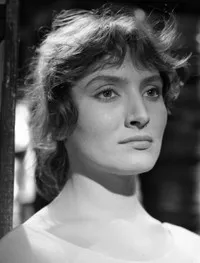 영화배우인 리기아 브라니체의 대표 이미지