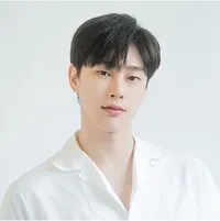 가수, 탤런트인 권현빈의 대표 이미지