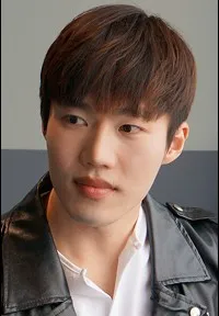 영화배우인 주노의 대표 이미지