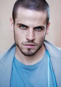 영화배우인 레오나르도 파차글리의 대표 이미지