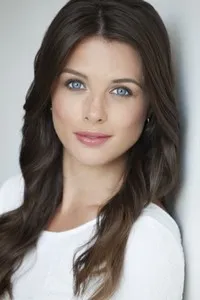 영화배우인 앨래나 르비에르쥬의 대표 이미지