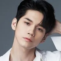 탤런트, 영화배우, 가수인 옹성우의 대표 이미지