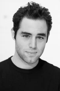 영화배우인 베디 아킨의 대표 이미지