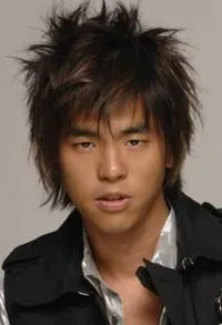 영화배우, 가수인 가유륜의 대표 이미지