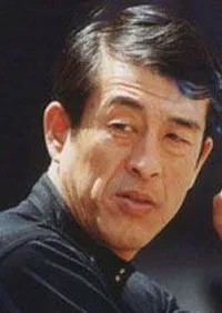 영화배우인 고강의 대표 이미지