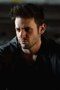 영화배우인 존-폴 베르투치오의 대표 이미지