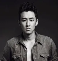 영화배우인 두유한의 대표 이미지