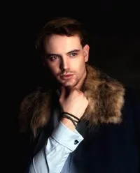 영화배우인 야쿠프 크레이차의 대표 이미지