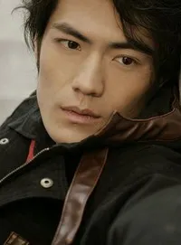 영화배우인 계신의 대표 이미지