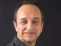 시나리오작가인 마르셀 르뵈프의 대표 이미지