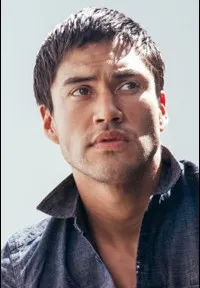 영화배우인 마틴 센스마이어의 대표 이미지