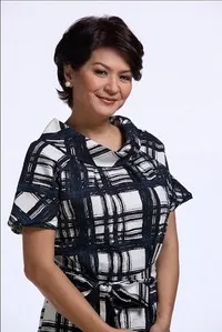 영화배우인 샌디 안돌롱의 대표 이미지