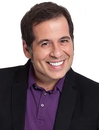 영화배우인 레안드로 아숨의 대표 이미지