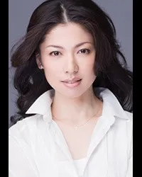 배우, 가수인 준나 리사의 대표 이미지