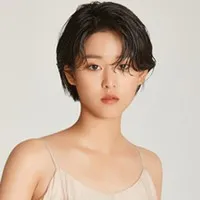 영화배우인 이연의 대표 이미지