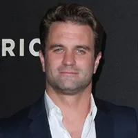 영화배우인 마일로 깁슨의 대표 이미지