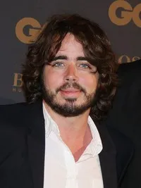 영화배우인 에리크 메츠거의 대표 이미지