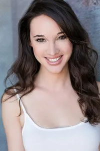 영화배우인 카랄린 던튼의 대표 이미지