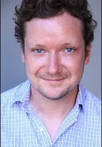 영화배우인 쿠퍼 오즈모비츠의 대표 이미지