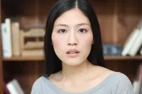 영화배우인 이리나 치우의 대표 이미지