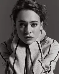 영화배우인 아글라야 타라소바의 대표 이미지