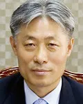 언론인인 표완수의 대표 이미지