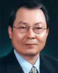 기자인 고정웅의 대표 이미지