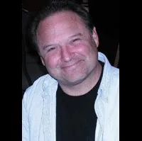 영화배우인 스티븐 퍼스트의 대표 이미지