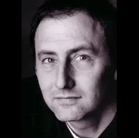 영화배우인 에이리 그로스의 대표 이미지