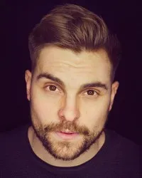 영화배우인 제이콥 앤더튼의 대표 이미지