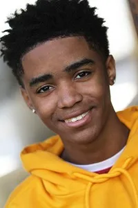 영화배우인 마일스 트루잇의 대표 이미지