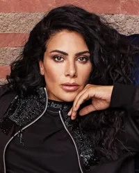 영화배우인 사바 무바라크의 대표 이미지