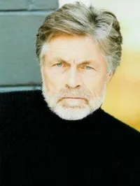 배우인 아트 힌들의 대표 이미지