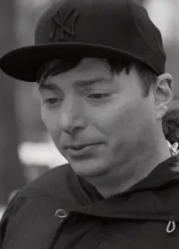 시나리오작가인 마이클 패트릭 오브라이언의 대표 이미지