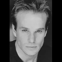 배우, 음악인 제임스 마샬의 대표 이미지