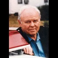 배우인 캐롤 오코너의 대표 이미지