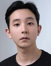 연극배우인 김민훈의 대표 이미지