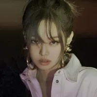 가수인 제니의 대표 이미지