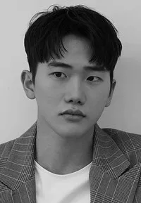 영화배우인 안지호의 대표 이미지