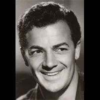 영화배우인 코넬 와일드의 대표 이미지