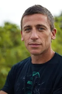 영화배우인 디에고 크레모네시의 대표 이미지