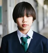 영화배우인 사토 유라의 대표 이미지