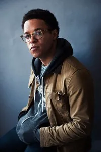 영화배우인 크리스토퍼 리빙스턴의 대표 이미지