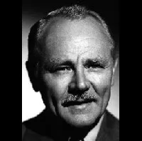 배우인 찰스 러글레스의 대표 이미지