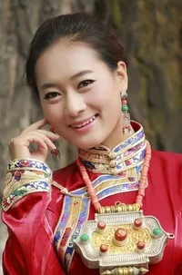 영화배우인 니마송송의 대표 이미지