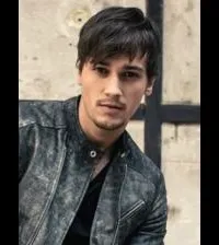 영화배우인 미셸 비엘의 대표 이미지