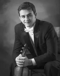 바이올린연주가인 윌리엄 헤이건의 대표 이미지