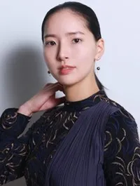 영화배우인 모리 카츠키의 대표 이미지