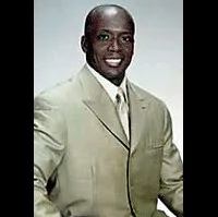 배우인 빌리 블랑스의 대표 이미지